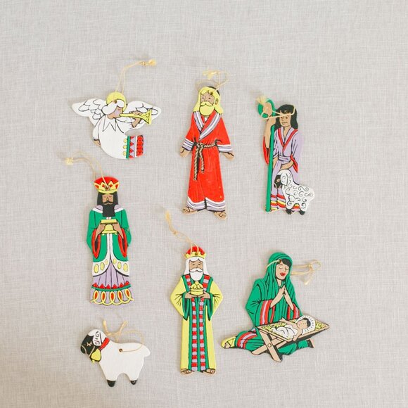 Vintage Nativity Hand Painted Wood Ornaments - Set of 7 with Mary, Jesus + More - Picture 7 of 8